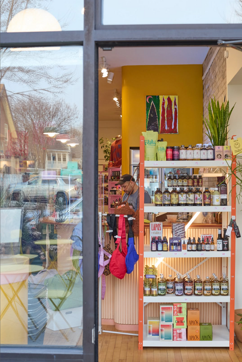 Shop Mixly Wholesale through Faire